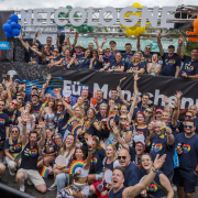 NetCologne zum dritten Mal beim CSD: Mit Truck und Haltung durch Köln 2