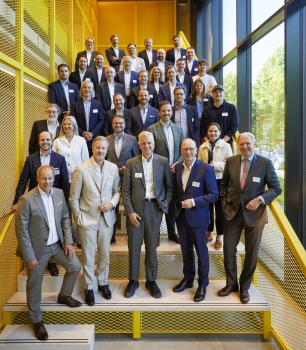Gruppenfoto_Vereinsgründung_Exzellent Köln Wirtschaftsallianz Exzellent Köln gegründet: 25 führende Unternehmen machen Kölns wirtschaftliche Stärke sichtbar und engagieren sich für einen wirtschaftsfreundlicheren Standort 1